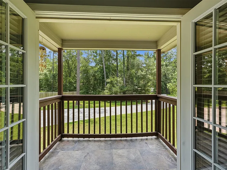 15621 Northland Dr — Photo 23
