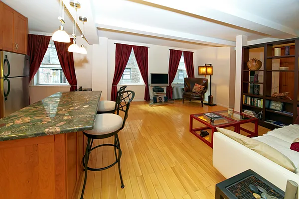 Sold by Douglas Elliman | media 22