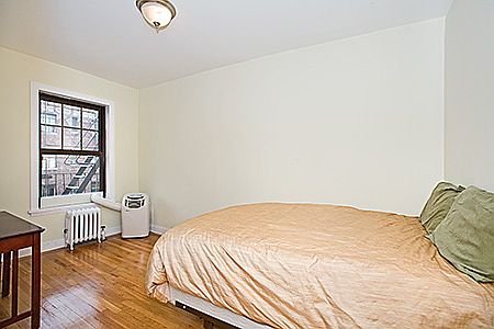 5th image of 442 Hudson St #5C