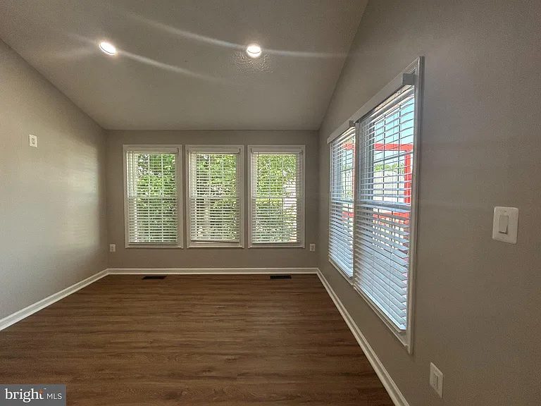 8616 Accokeek St — Photo 14