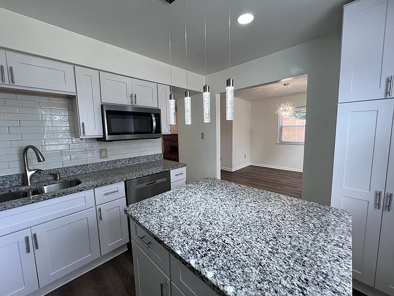 874 Jamestown Landing Rd — Photo 8