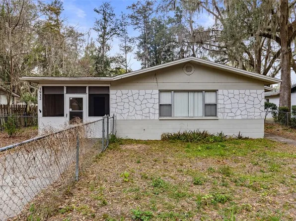 1932 NW 31ST PLACE, GAINESVILLE, FL 32605