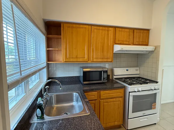 104 Minna Street image 2 of 7