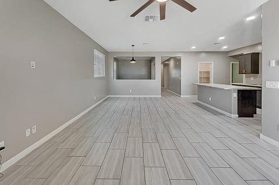 5th image of 11013 180th Avenue Ct E