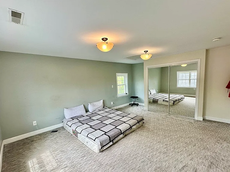 254 Franklin St #2 — Photo 8