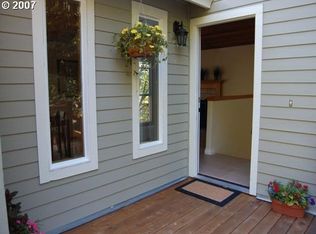 503 S Taylors Ferry Rd, Portland, OR 97219