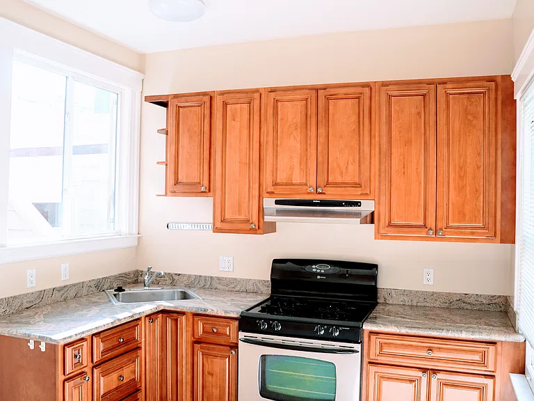 335 Oak St #341 — Photo 13