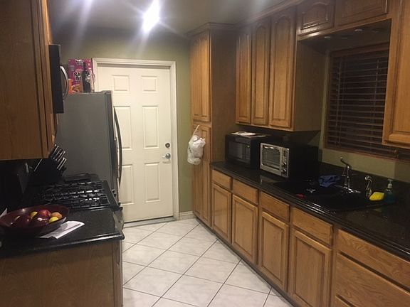 3rd image of 4136 Monterey Ave