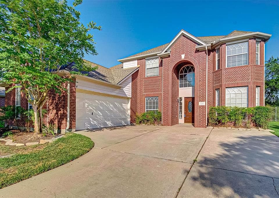 1st image of 12115 Canyon Mills Dr