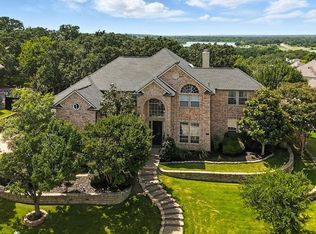 809 Greenvalley Ln, Highland Village, TX 75077