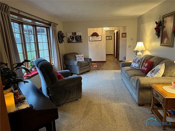 4th image of 495 Buckeye Ln