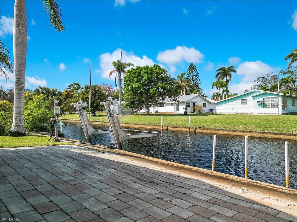 1st image of 27571 Tarpon WAY