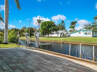 27571 Tarpon WAY, BONITA SPRINGS, FL 34134