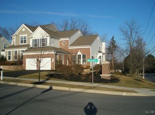 1807 Majestic Dr S, Whitehall Township, PA 18069