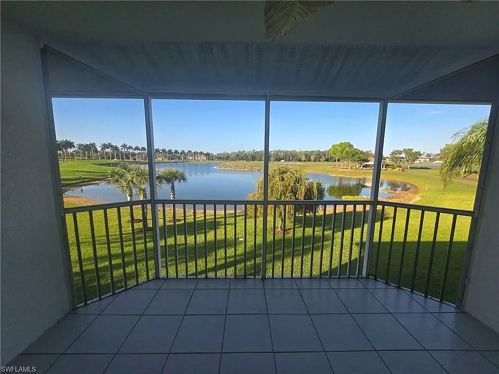 3 bed, 2.0 bath, 1639 sqft, $2,995 — Photo 1