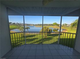 9175 Michael Cir, Naples, FL