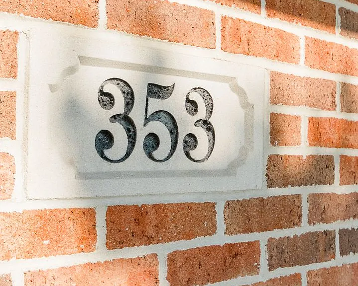 353 College Ave — Photo 2