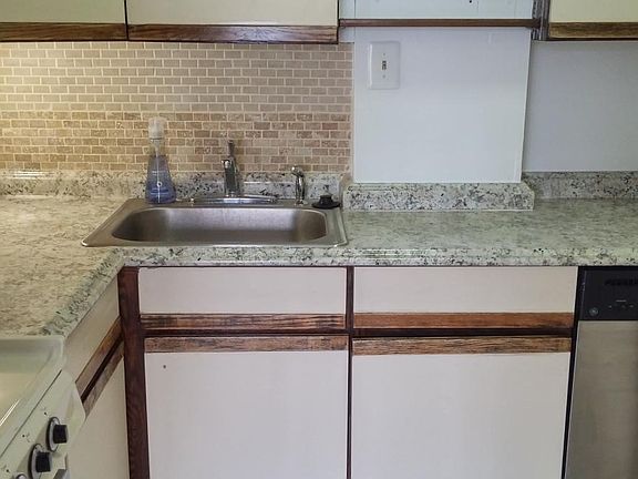 2nd image of 1111 Arlington Blvd APT 607