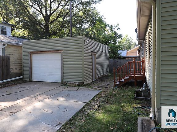 2nd image of 1340 N 35th St