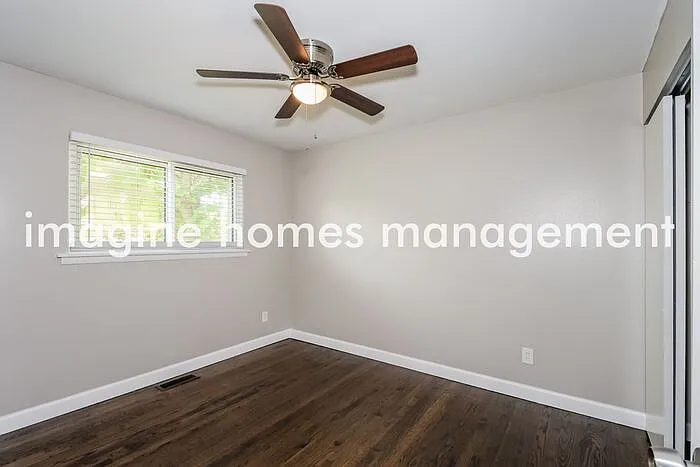 156 Oakside Ln — Photo 7