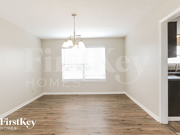 3rd image of 6006 Sycamore Forge Dr