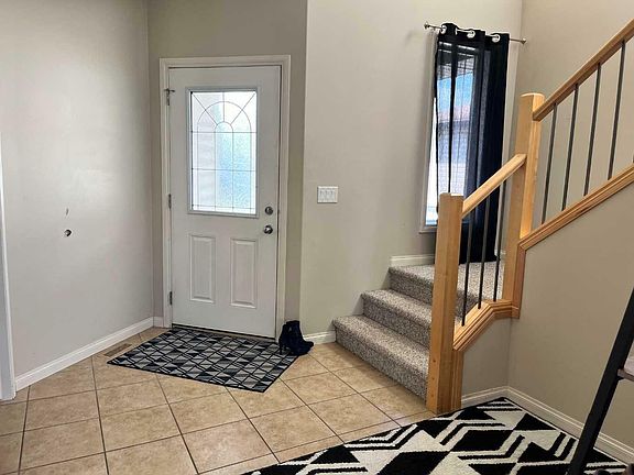 2nd image of 8922 Lakeland Dr