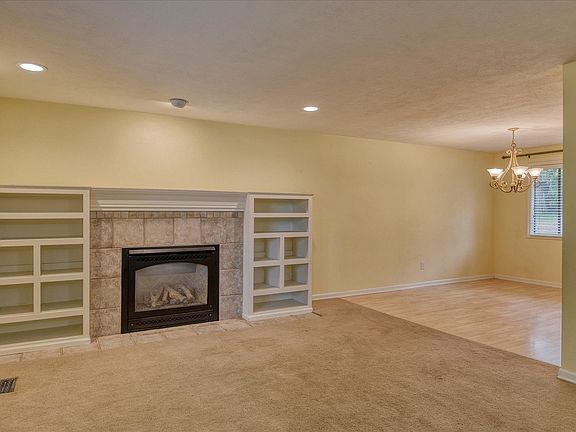 5th image of 10118 N Larchwood St