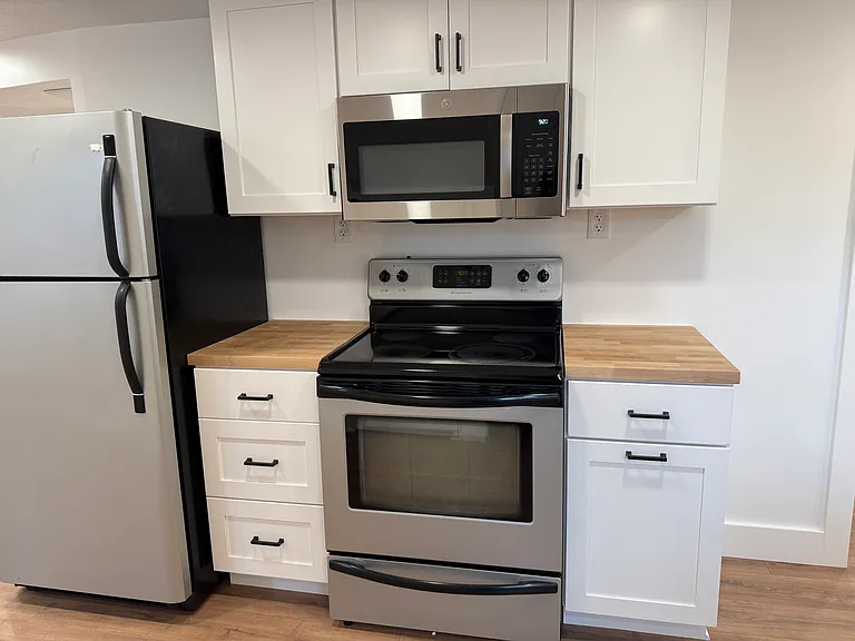1318 E Emerson Ave — Photo 9
