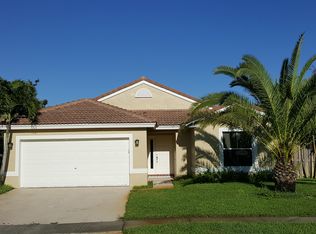2494 NW 186th Ave, Pembroke Pines, FL 33029