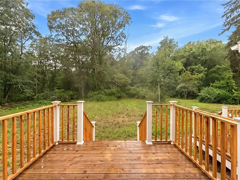 1552 Kingstown Rd — Photo 30