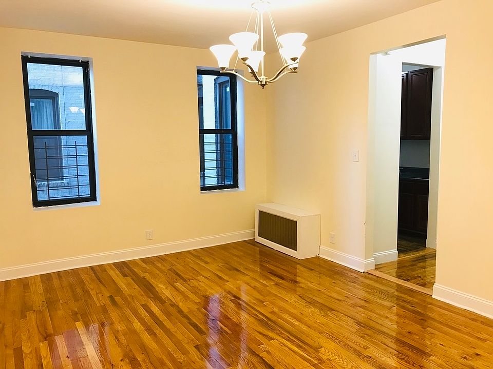 1st image of 320 Empire Blvd APT 1G