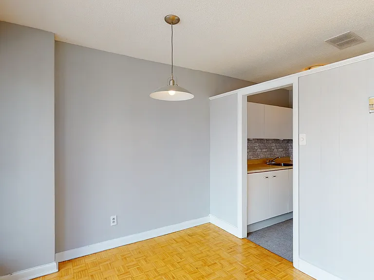 153 Nepean St — Photo 17