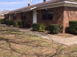 2616 W Martin St #B, Conway, AR 72034