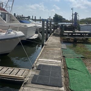 332 Riviera Parkway, Lindenhurst, NY, 11757