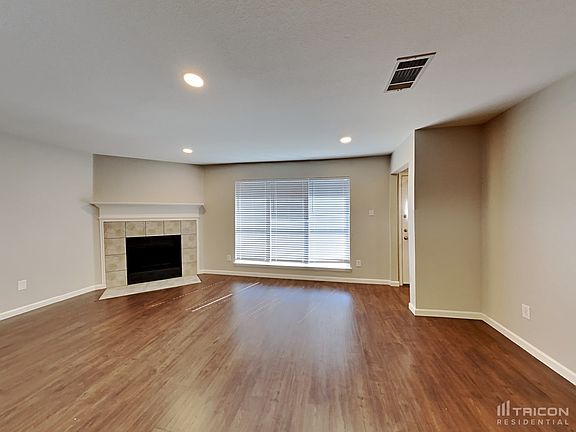 4th image of 228 Garden Valley Ln