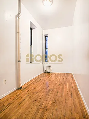 Rented by City Connections Realty | media 21