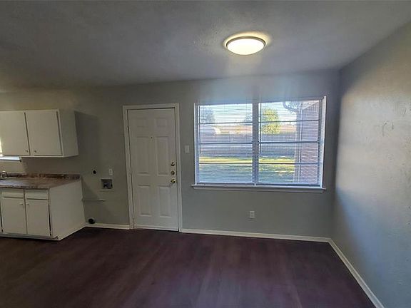4th image of 3056 Dogwood Dr