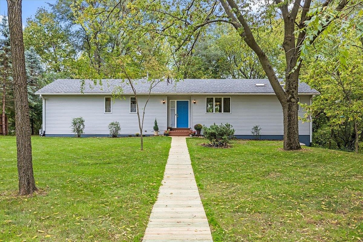 14813 S Bluff Rd, South Beloit, IL 61080 Zillow