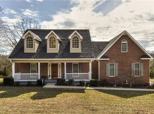 2001 Spencer Mill Rd, Burns, TN 37029