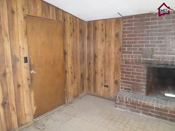 5th image of 1605 Dogwood St