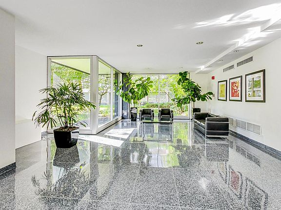 5th image of 3430 N Lake Shore Dr APT 12P