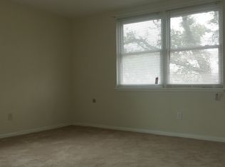 9619 Warwick Ave APT 6, Norfolk, VA 23503