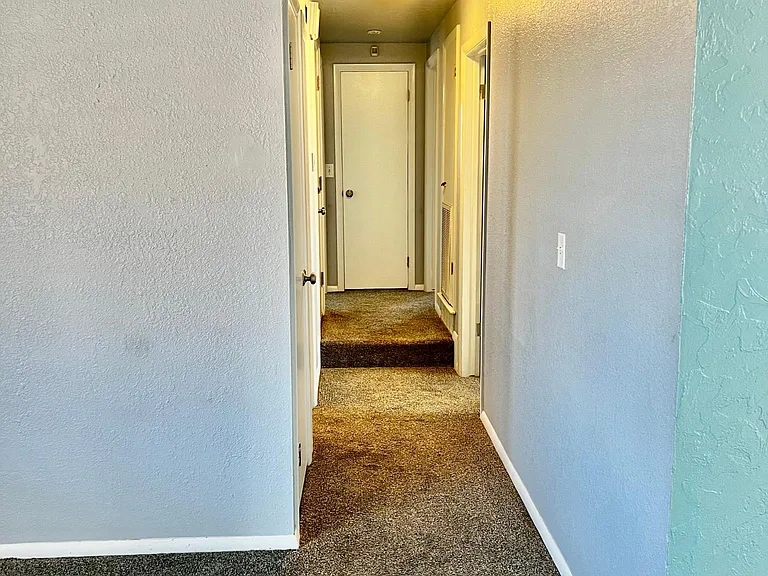 500 Ridgecrest Rd — Photo 6
