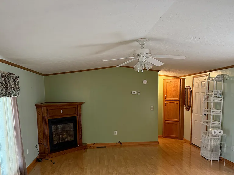 5546 Churchview Rd — Photo 9