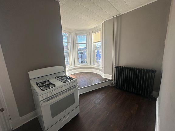 5th image of 3400 Harrison Ave #1