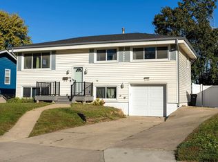 7708 Seymour St, Ralston, NE 68127