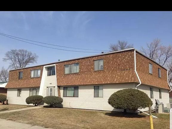 3rd image of 411 Packwaukee St Unit 1