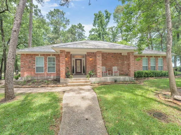 24400 Pine Valley Loop, Huntsville, TX 77320