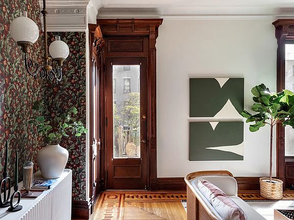 5th image of 60 Sterling Pl