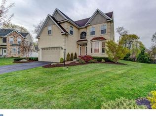641 Hill Farm Ln, Springfield, PA 19064